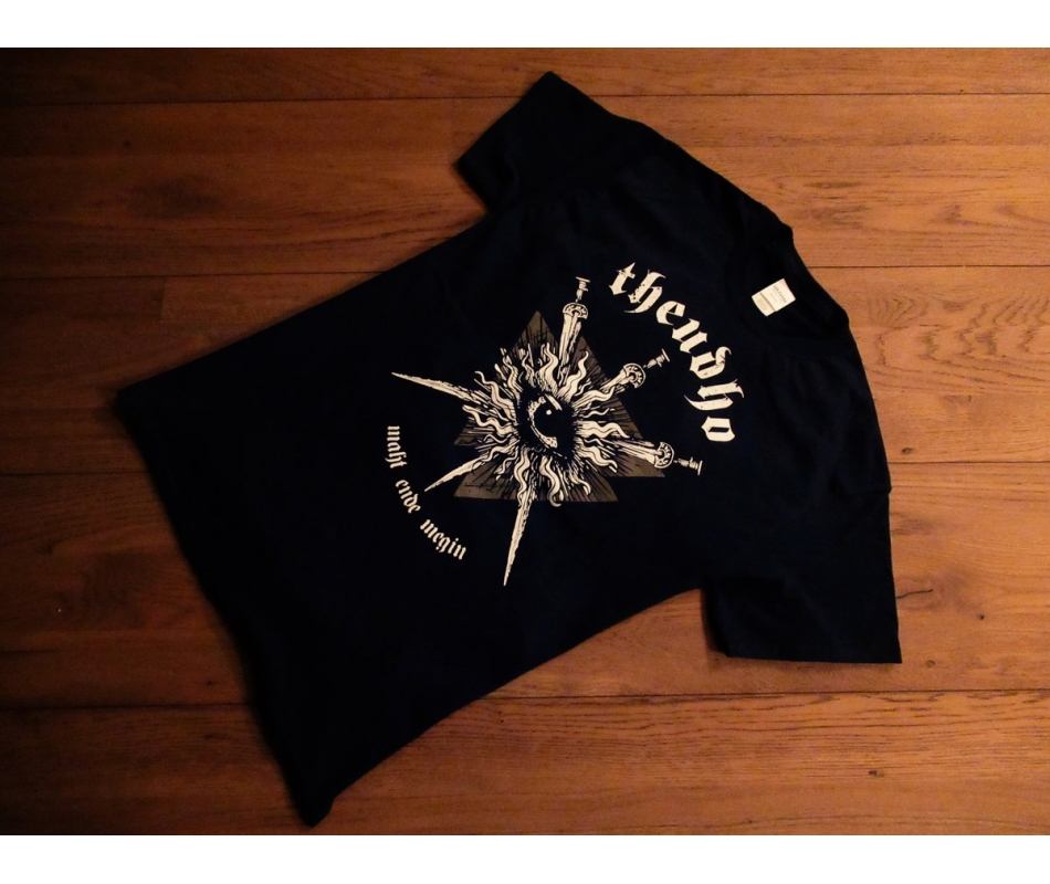 Theudho - Maht ende Megin (Bel), Shirt