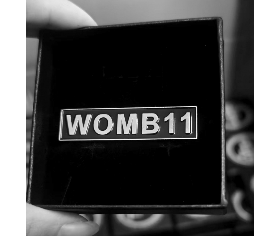 Womb11 (Rus), Ltd. Metalpin in Schatulle Dunkelheit Produktionen